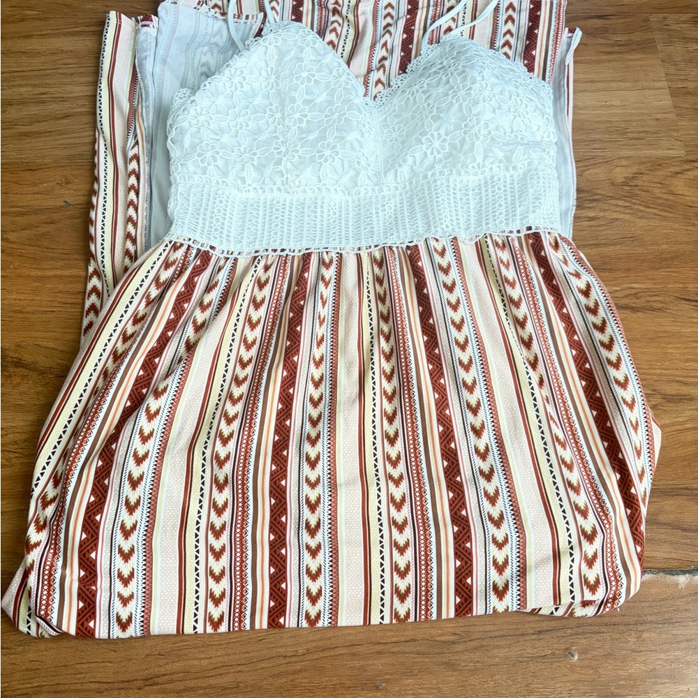 No Boundaries White Lace and Brown Pattern Chemise